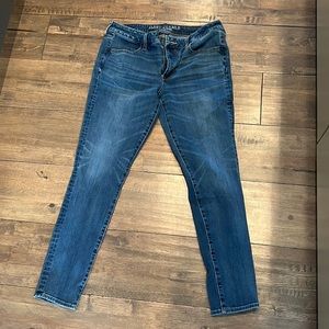 American Eagle super stretch skinny jeans